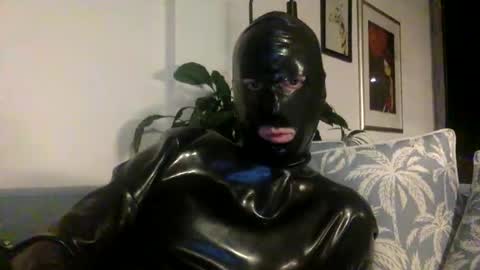 Snapshot of mistresslatexxx chatting on November 10, 2025, 12:04 pm Bianca online show from November 10, 2025, 12:04 pm