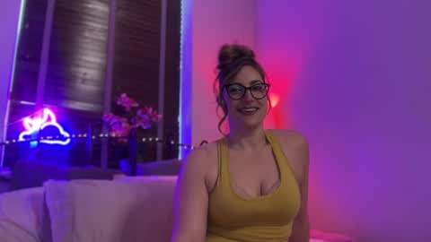 Miss X online show from October 24, 2025, 3:19 pm