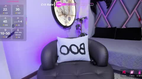 Catalina online show from October 17, 2025, 12:19 pm