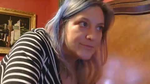 Snapshot of mistymountains96 chatting on February 13, 2026, 2:02 pm Misty Mountains online show from February 13, 2026, 2:02 pm