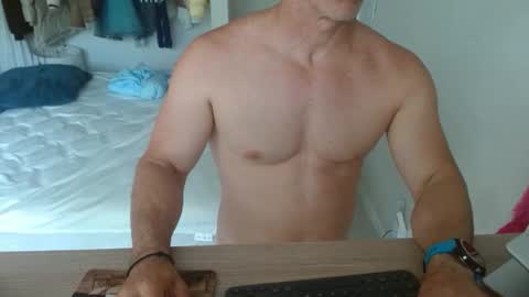 Snapshot of mitcheli chatting on April 29, 2026, 2:54 pm Onlyfans online show from April 29, 2026, 2:54 pm