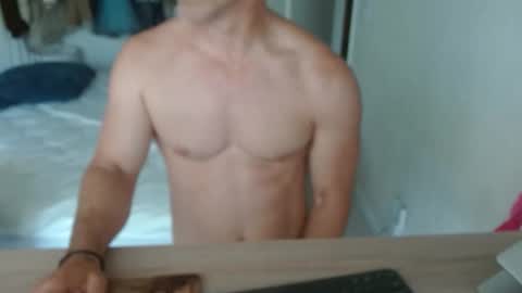 Snapshot of mitcheli chatting on May 12, 2026, 2:47 pm Onlyfans online show from May 12, 2026, 2:47 pm