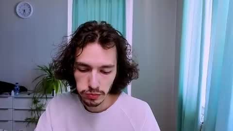 Snapshot of mitchelkurse chatting on June 19, 2026, 3:27 pm MitchelKurse online show from June 19, 2026, 3:27 pm