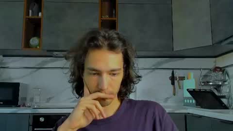 Snapshot of mitchelkurse chatting on July 17, 2026, 6:02 pm MitchelKurse online show from July 17, 2026, 6:02 pm