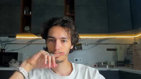 Snapshot of mitchelkurse chatting on July 24, 2026, 10:30 pm MitchelKurse online show from July 24, 2026, 10:30 pm