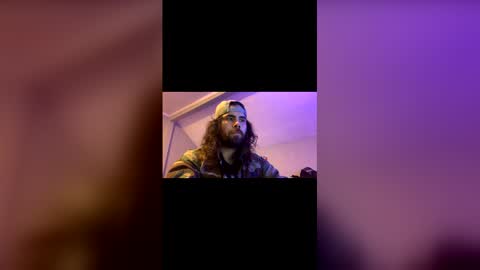 Snapshot of mitchelllane999 chatting on November 30, 2025, 12:36 am wassi2kezzy online show from November 30, 2025, 12:36 am