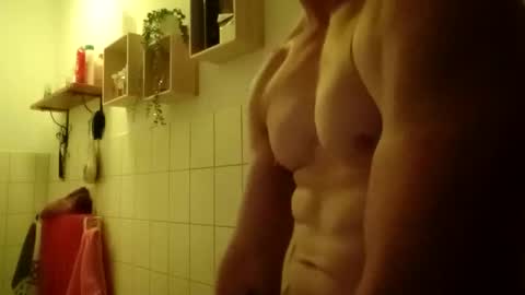 Snapshot of mitchi198989 chatting on December 15, 2025, 11:20 pm mitchi198989 online show from December 15, 2025, 11:20 pm