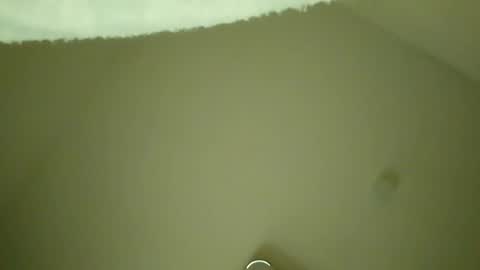 Snapshot of mitchi198989 chatting on February 28, 2026, 4:19 pm mitchi198989 online show from February 28, 2026, 4:19 pm