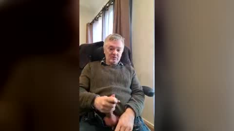 Snapshot of mitchoxxford chatting on June 23, 2026, 1:03 am mitchoxxford online show from June 23, 2026, 1:03 am