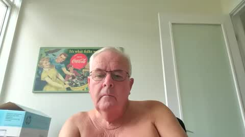 Snapshot of mitchpj chatting on June 6, 2026, 7:07 pm mitchpj online show from June 6, 2026, 7:07 pm