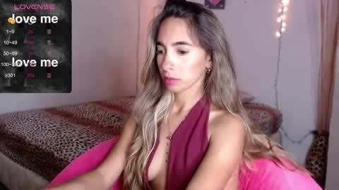 mitchwilson1 online show from October 22, 2025, 10:31 pm