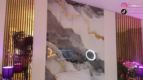 Mtica Brennet online show from March 31, 2026, 5:30 am