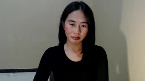 Mitsu online show from December 9, 2024, 6:57 pm