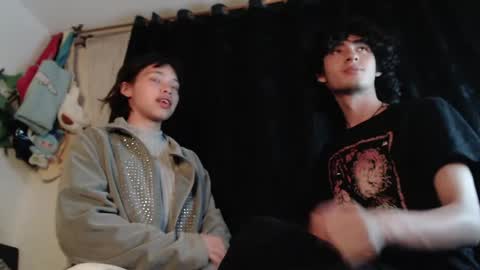 Naomi and Nekorii online show from April 29, 2026, 6:17 am