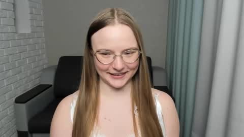 Miya online show from January 20, 2025, 9:22 pm