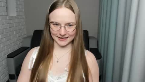 Miya online show from February 26, 2025, 9:27 pm