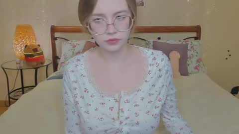 Miya online show from March 6, 2026, 1:35 am