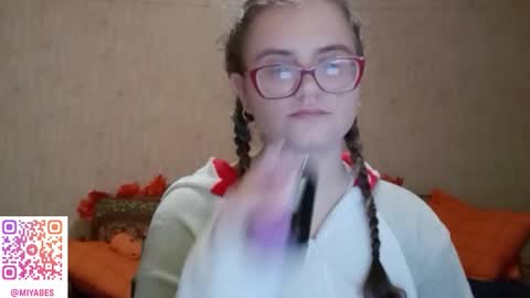 Milana online show from December 16, 2025, 3:22 am