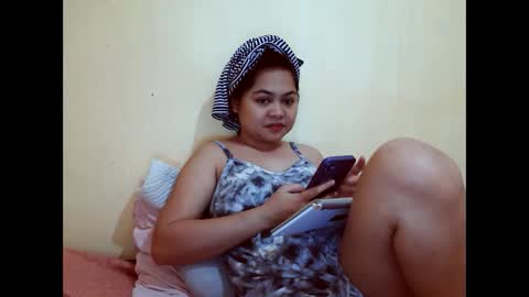 Cutiepie online show from March 11, 2025, 5:49 am