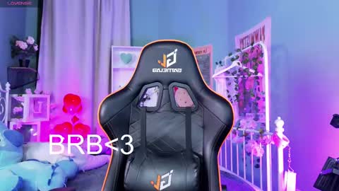 Snapshot of mizukinoyoru chatting on February 14, 2025, 11:42 pm Mizuki online show from February 14, 2025, 11:42 pm