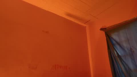 MoonLipson online show from April 5, 2026, 9:45 pm