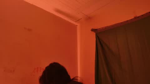 MoonLipson online show from April 13, 2026, 6:08 am