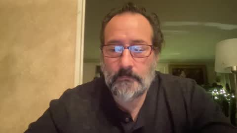 mmancini13 online show from December 26, 2024, 11:43 am