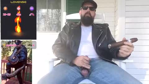 SMOKINsnakeEYEZ online show from December 30, 2024, 6:27 pm