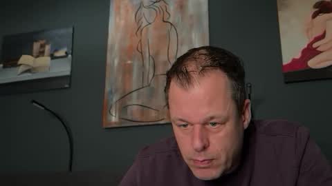 Snapshot of mme4you chatting on February 18, 2026, 8:43 am mme4you online show from February 18, 2026, 8:43 am
