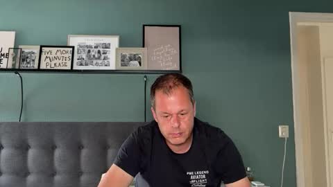 Snapshot of mme4you chatting on June 2, 2026, 8:27 am mme4you online show from June 2, 2026, 8:27 am