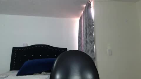 Snapshot of mmm_maryana1 chatting on April 22, 2026, 6:42 pm mmm_maryana1 online show from April 22, 2026, 6:42 pm