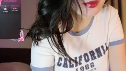 mmm_sweety_kitty online show from February 8, 2026, 12:25 am