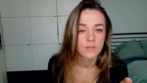 mmminnie online show from January 8, 2026, 9:00 am