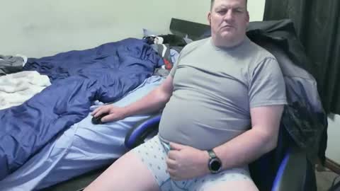 mmmthatsfunnn online show from February 26, 2025, 2:37 am