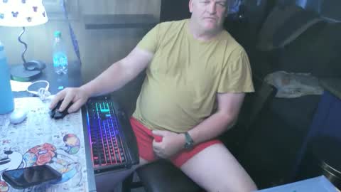 Snapshot of mmmthatsfunnn chatting on May 26, 2026, 12:50 am mmmthatsfunnn online show from May 26, 2026, 12:50 am