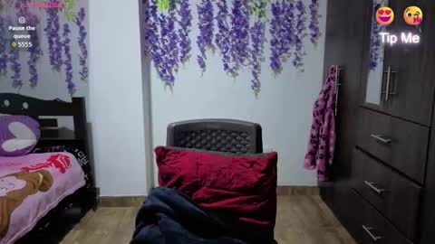 mmsexymm84 online show from March 3, 2026, 10:10 am