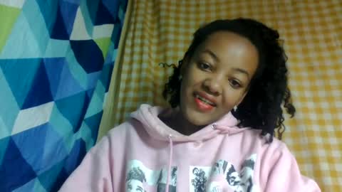 Snapshot of mmyriame chatting on July 2, 2026, 6:41 am mmyriame online show from July 2, 2026, 6:41 am