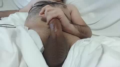 Laith online show from December 2, 2025, 3:29 pm