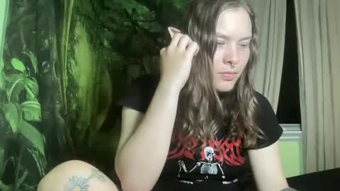 Misty online show from November 3, 2025, 4:14 am