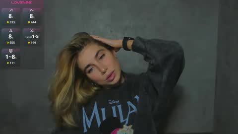 Snapshot of moanamo chatting on January 17, 2026, 1:27 pm Princess Moana online show from January 17, 2026, 1:27 pm