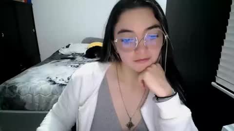 Sam online show from February 6, 2026, 1:43 am