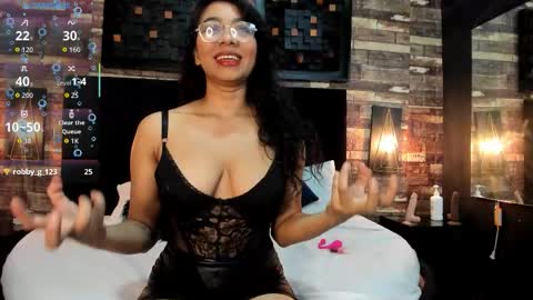 mochasins_ online show from November 27, 2025, 11:56 am