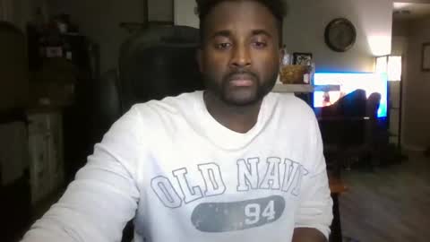 Snapshot of moed1987 chatting on December 2, 2024, 3:26 am Carluv99 online show from December 2, 2024, 3:26 am