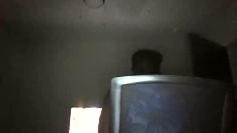 Snapshot of moed1987 chatting on October 28, 2025, 4:49 am Carluv99 online show from October 28, 2025, 4:49 am