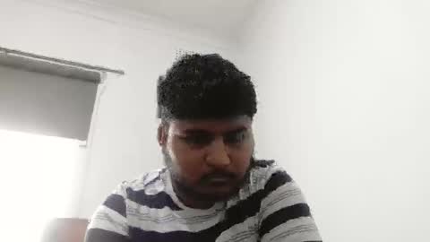 moeydsad4 online show from October 29, 2025, 2:03 am