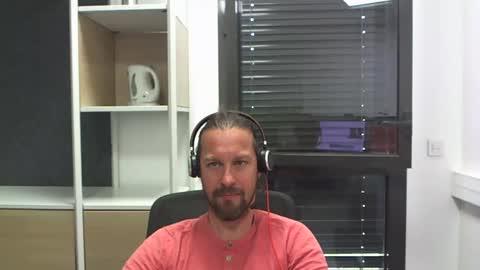 Julien online show from April 27, 2026, 2:48 pm