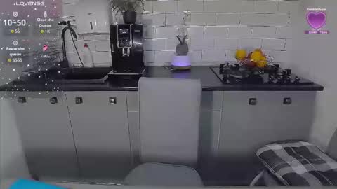 erika online show from February 16, 2026, 12:01 pm