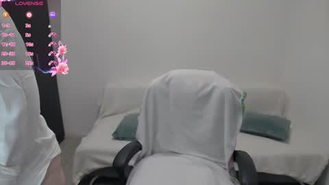 Snapshot of mojjo_erika chatting on July 14, 2026, 5:56 am erika online show from July 14, 2026, 5:56 am