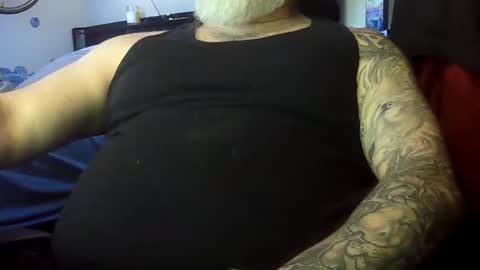 mojoe420 online show from May 2, 2026, 1:21 am