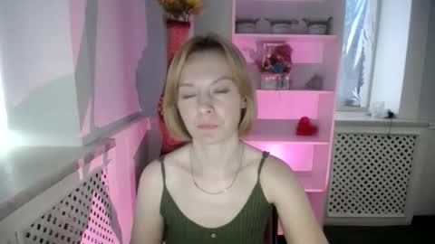 Snapshot of mollilove chatting on May 23, 2026, 8:40 am mollilove online show from May 23, 2026, 8:40 am